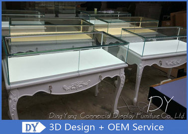 3D تصميم خشب الزجاج مجوهرات عرض العرض مع القفل حجم 1200X550X950MM